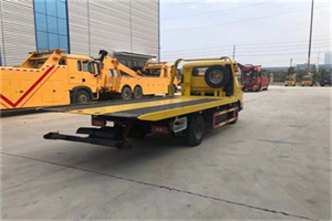 湖滨非事故拖车